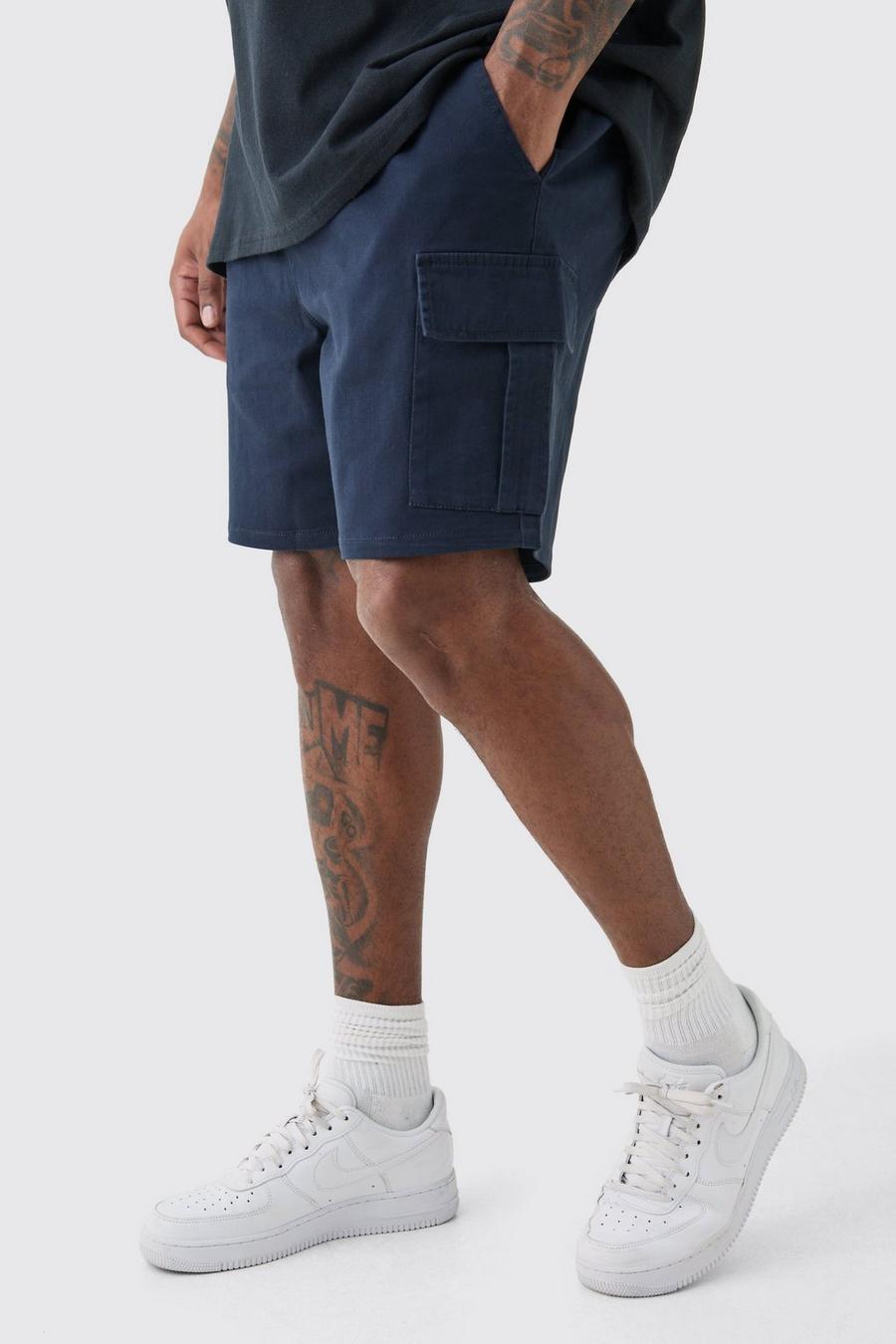Plus dunkelblaue Slim-Fit Cargo-Shorts mit elastischem Bund, Navy