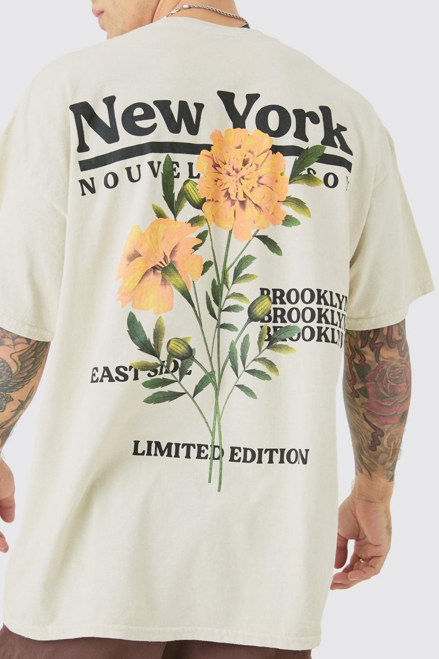 Camiseta oversize desteñida con estampado de flores y estampado de New York, Ecru