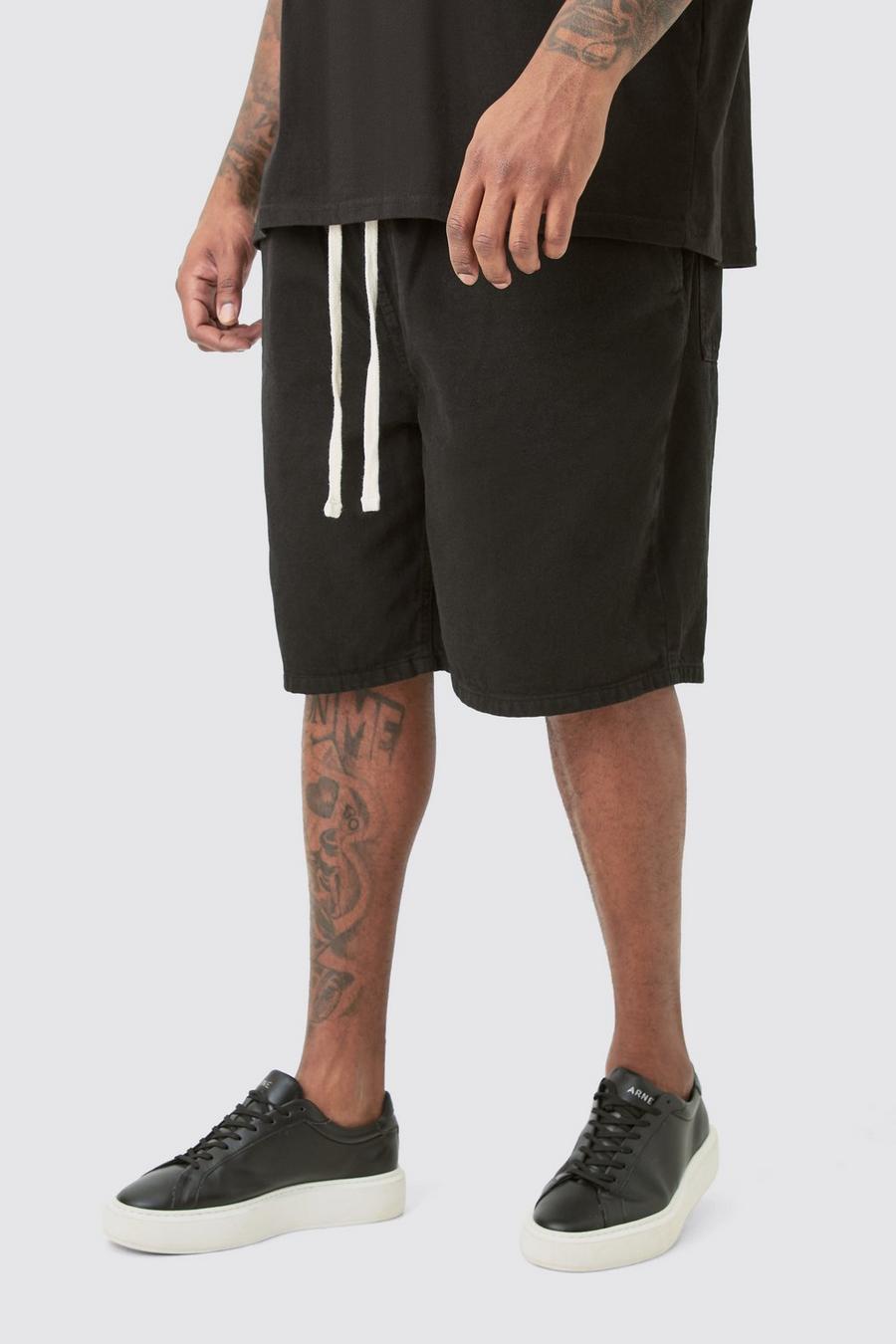 Plus Elasticated Waist Drawcord Detail Slim Fit Shorts In Black image number 1