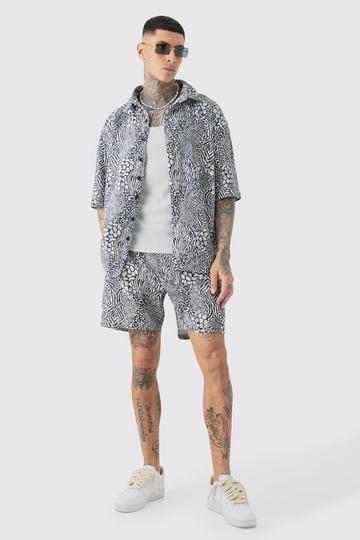 Tall Oversized Geplooid Dierenprint Overhemd Met Korte Mouwen En Shorts Set white