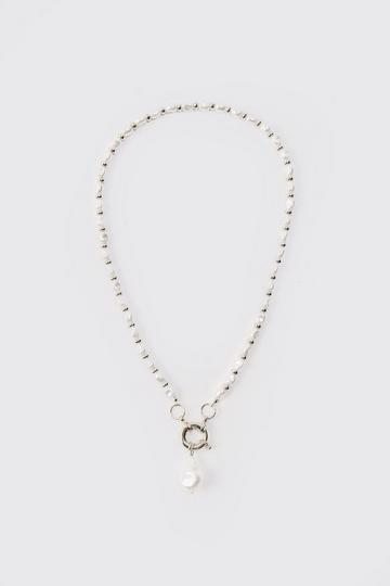 Pearl Pendant Necklace In Silver silver