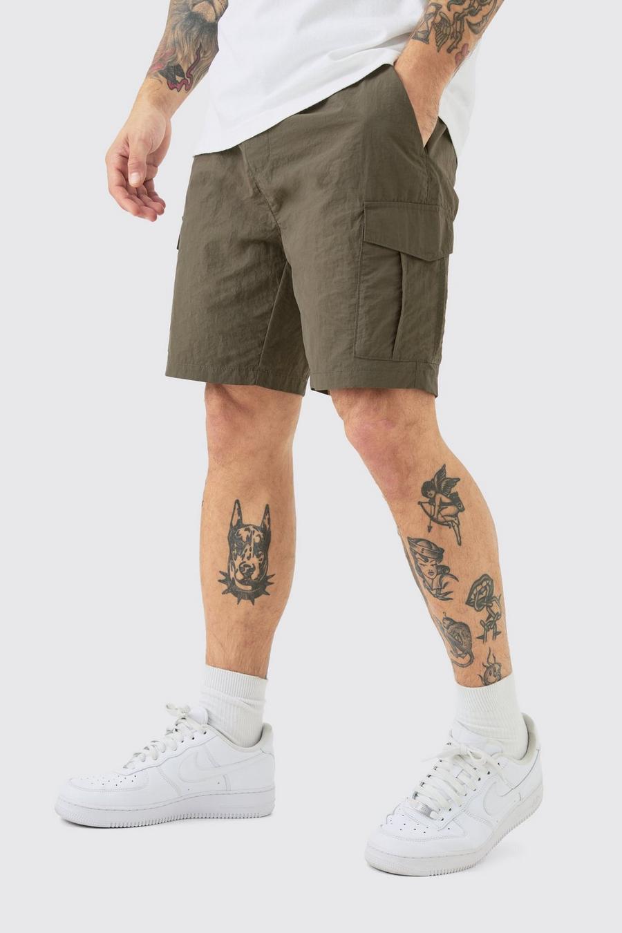 Slim-Fit Cargo-Shorts mit elastischem Bund, Khaki image number 1