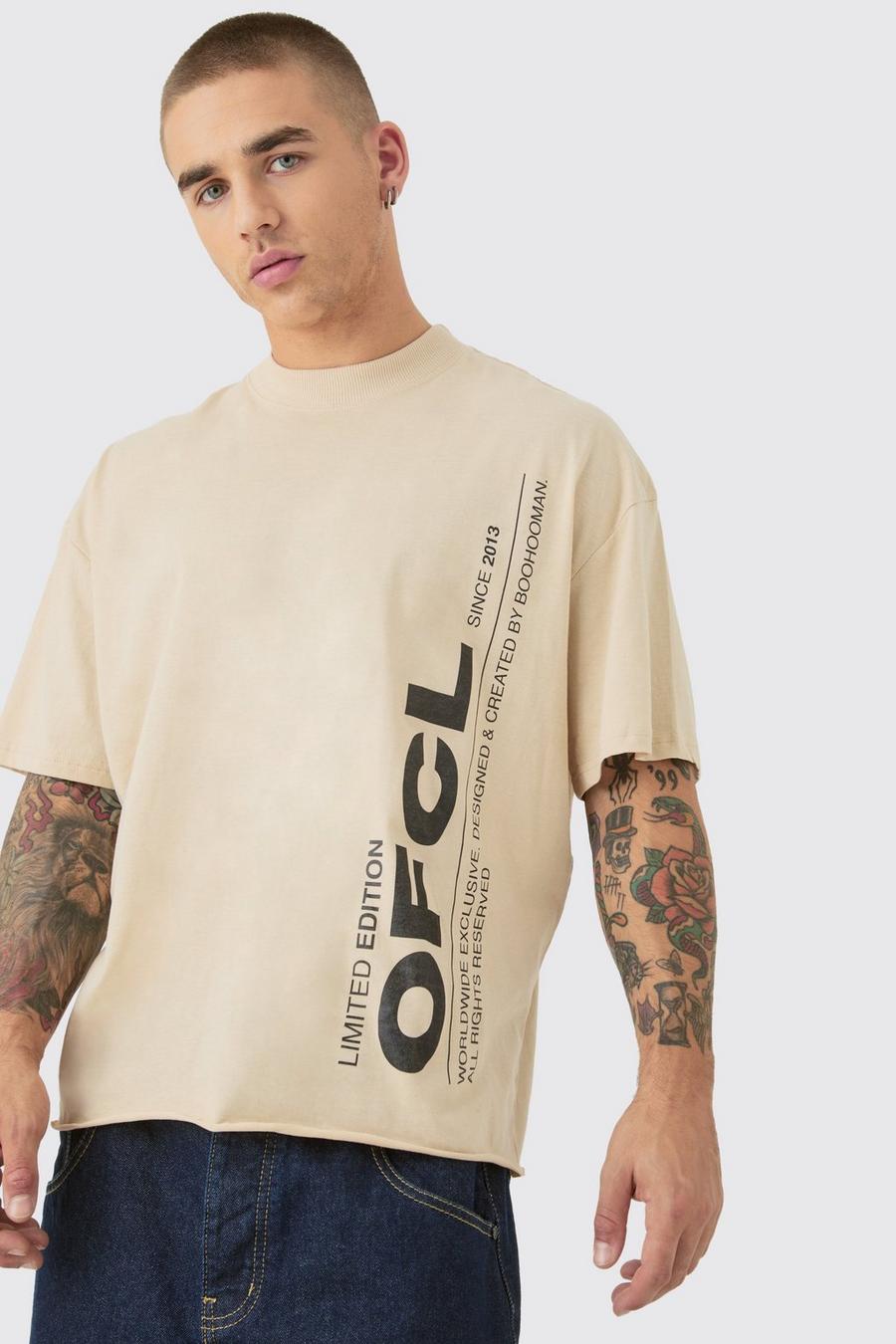 T-shirt squadrata oversize pesante Ofcl con grafica di testo, Sand