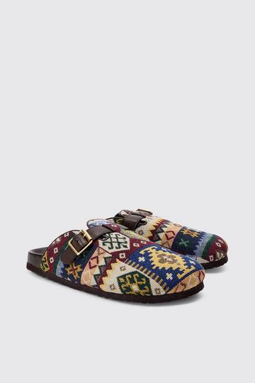 Tapestry Buckle Detail Mule red