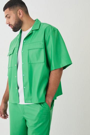 Plus PU Short Sleeve Overshirt green