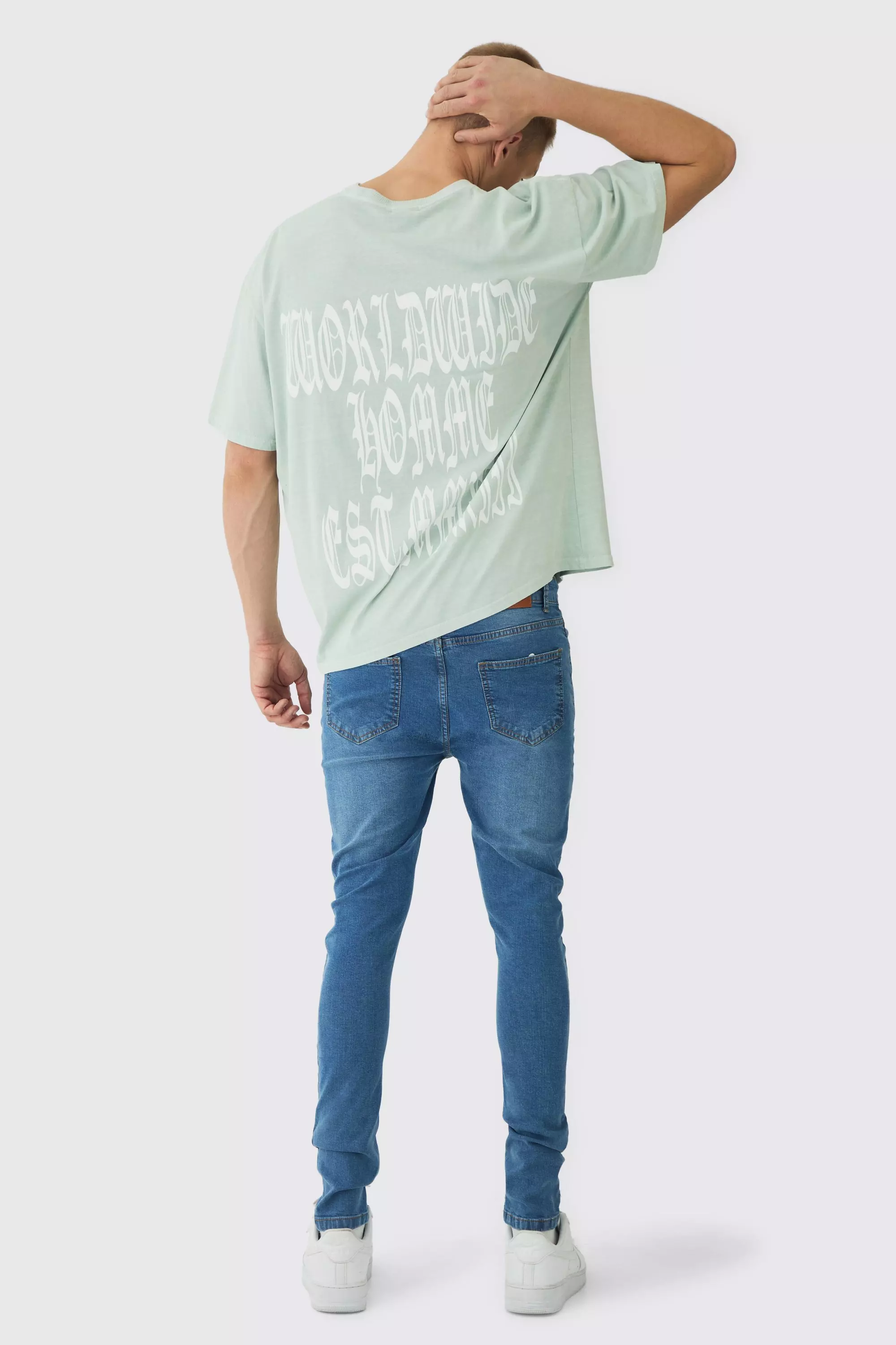 Super Skinny Stretch Jean In Mid Blue alternative image