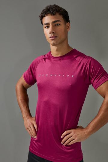 Man Active Muscle Fit Breathable Lightweight T-shirt berry