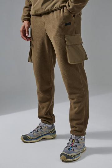 Khaki Man Active Fleece Cargo Sweatpant