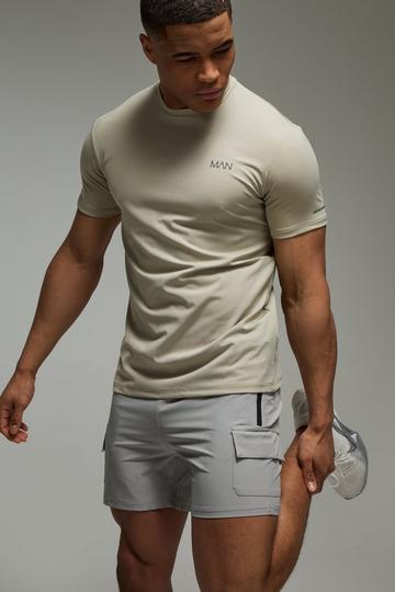 Man Active Performance Regular Fit T-shirt taupe