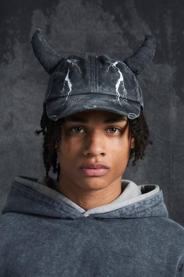 Black Trippie Redd Graphic Print Distressed Horn Cap In Black