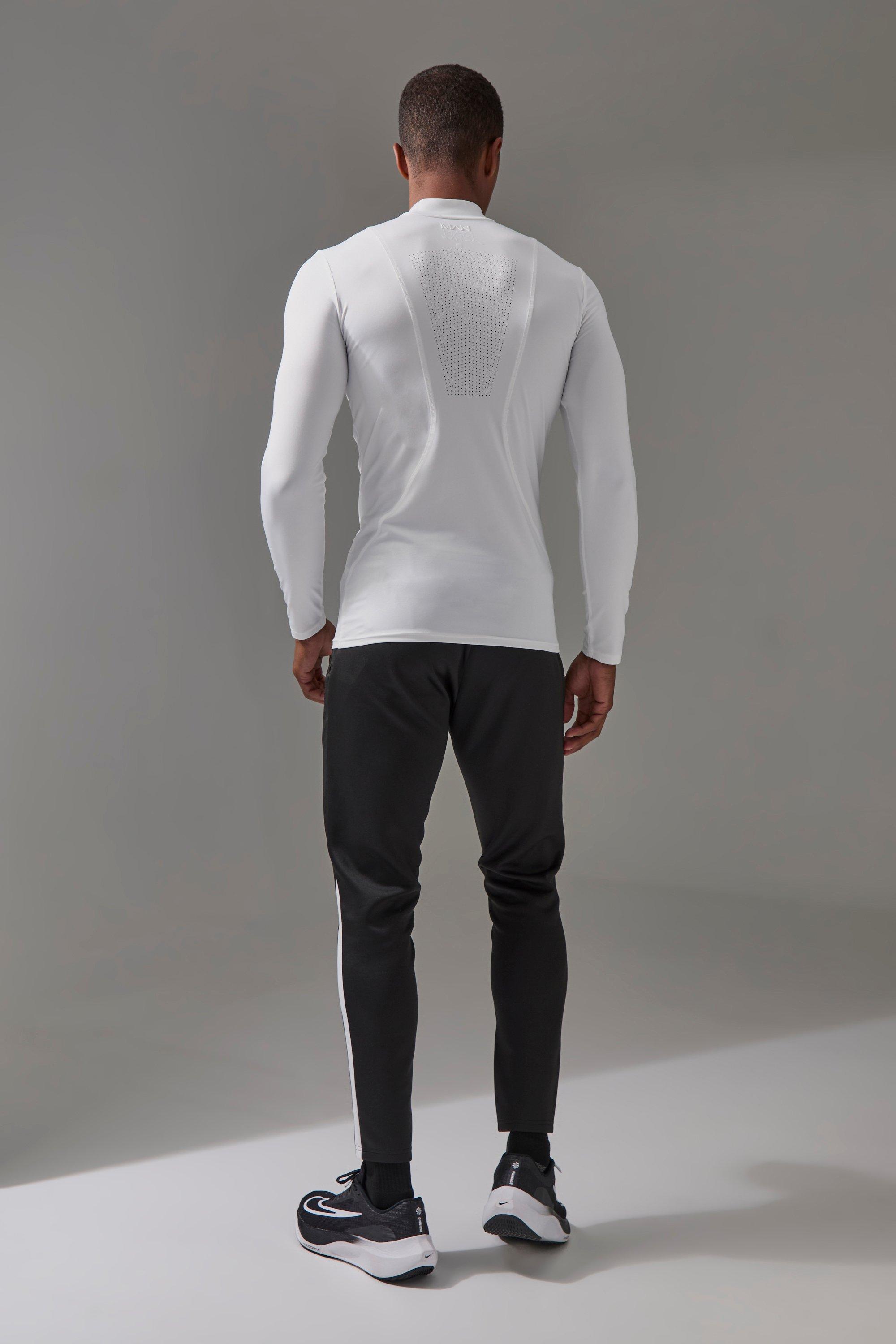 Maglia intima a collo alto Man Active traforata a maniche lunghe boohoo IT