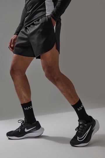 Man Active Pro 5inch Side Split Runner Shorts black