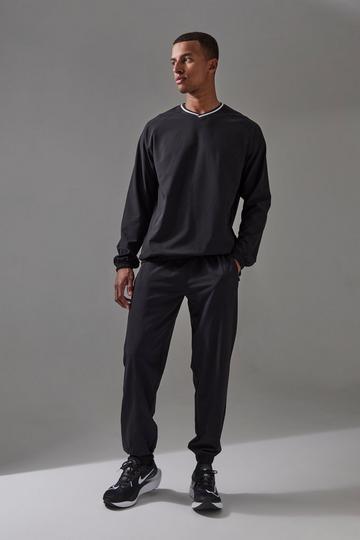 Man Active Pro Sweatshirt And Cuffed Jogger Tracksuit black