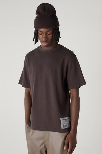 Interlock Embroidered Tab T-shirt chocolate