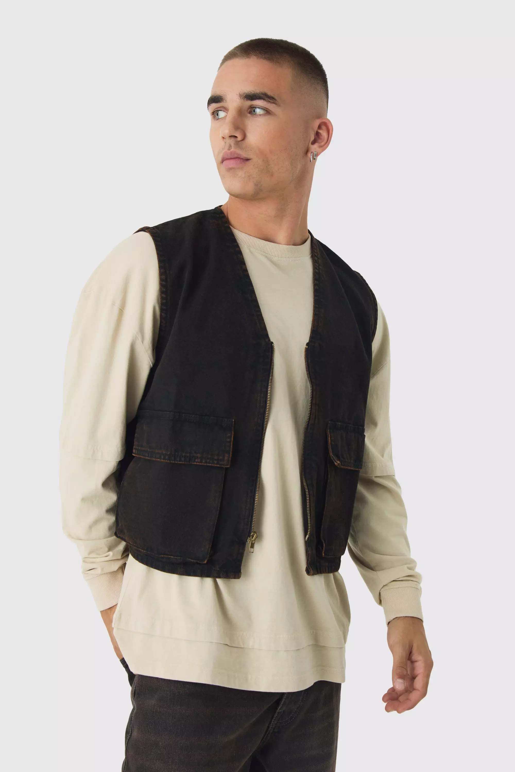 Boxy Brown tinted Denim Utility Vest صورة بديلة