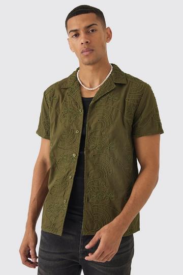 Short Sleeve Revere Embroidered Artwork Shirt khaki