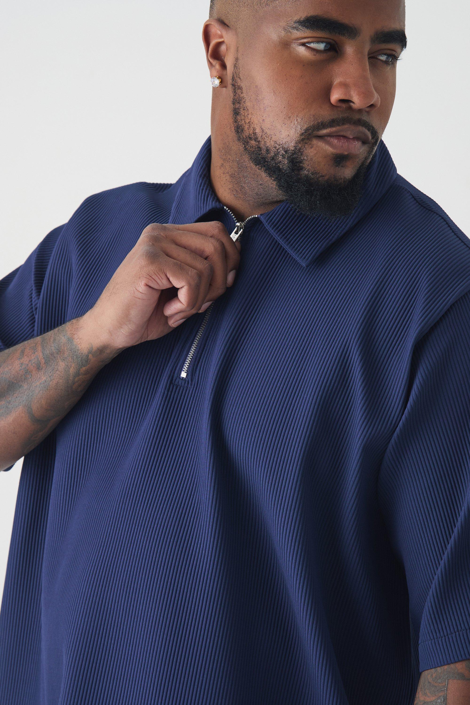 Plus Pleated Zip Up Polo Shirt boohoo IE