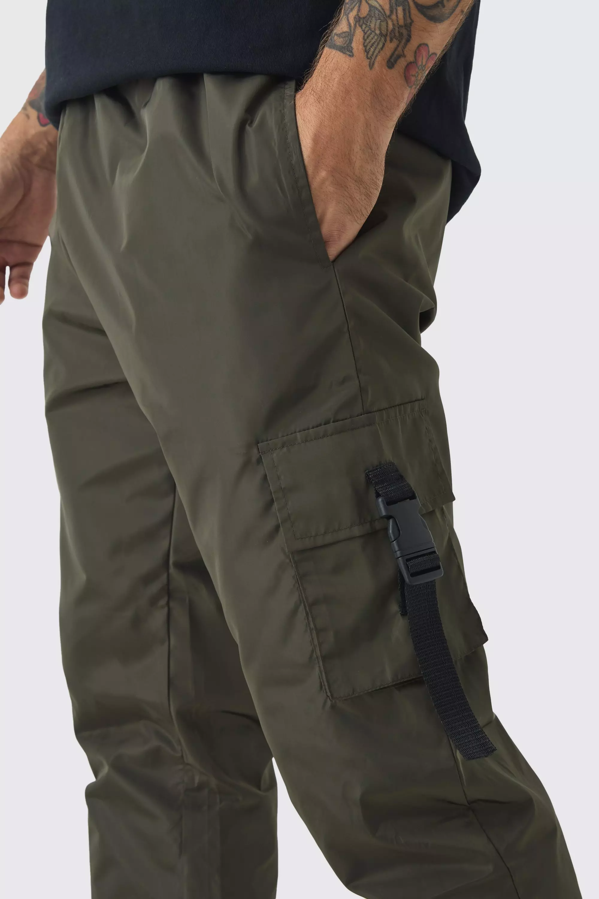 Khaki Elasticated Waist Slim Fit Man Shell Cargo Jogger alternative image