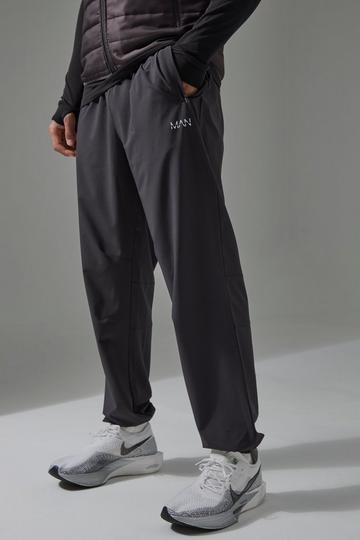 Man Active Cuffed Hem Regular Fit Jogger charcoal