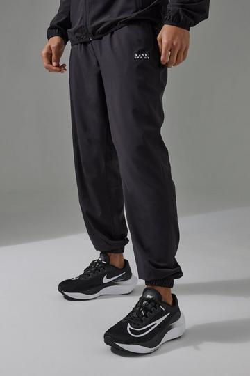 Man Active Cuffed Hem Regular Fit Jogger black