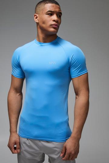 Man Active Muscle Fit T-shirt blue