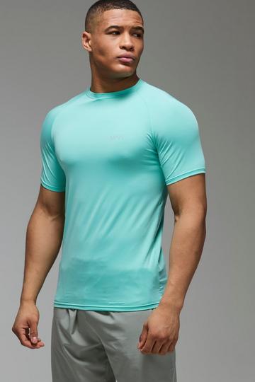 Man Active Muscle Fit T-shirt green