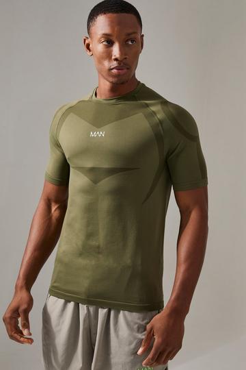 Man Active Seamless Muscle Fit T-shirt khaki