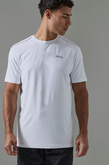 White Man Active Grid Regular Fit Performance T-shirt