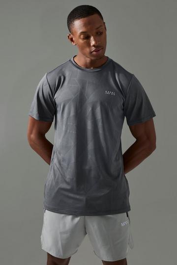 Man Active Geo Jacquard Regular Fit T-shirt charcoal