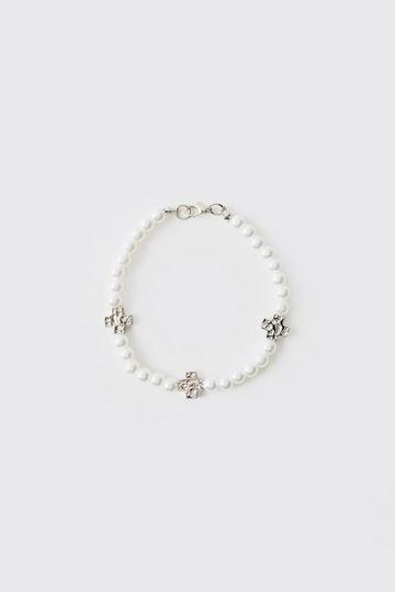 Pearl Bracelet with Cross Charms white