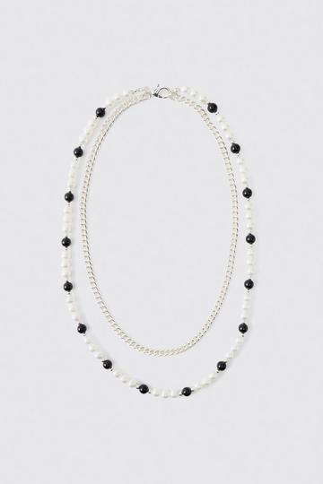 Layered Pearl Necklace white