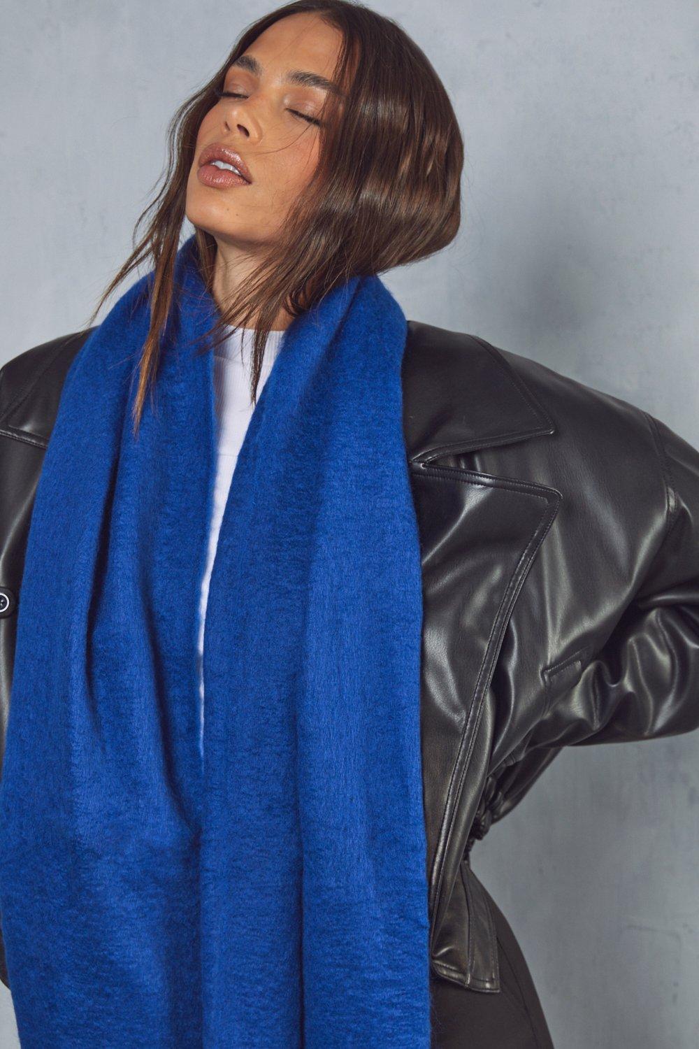 Oversized Fluffy Fringe Scarf