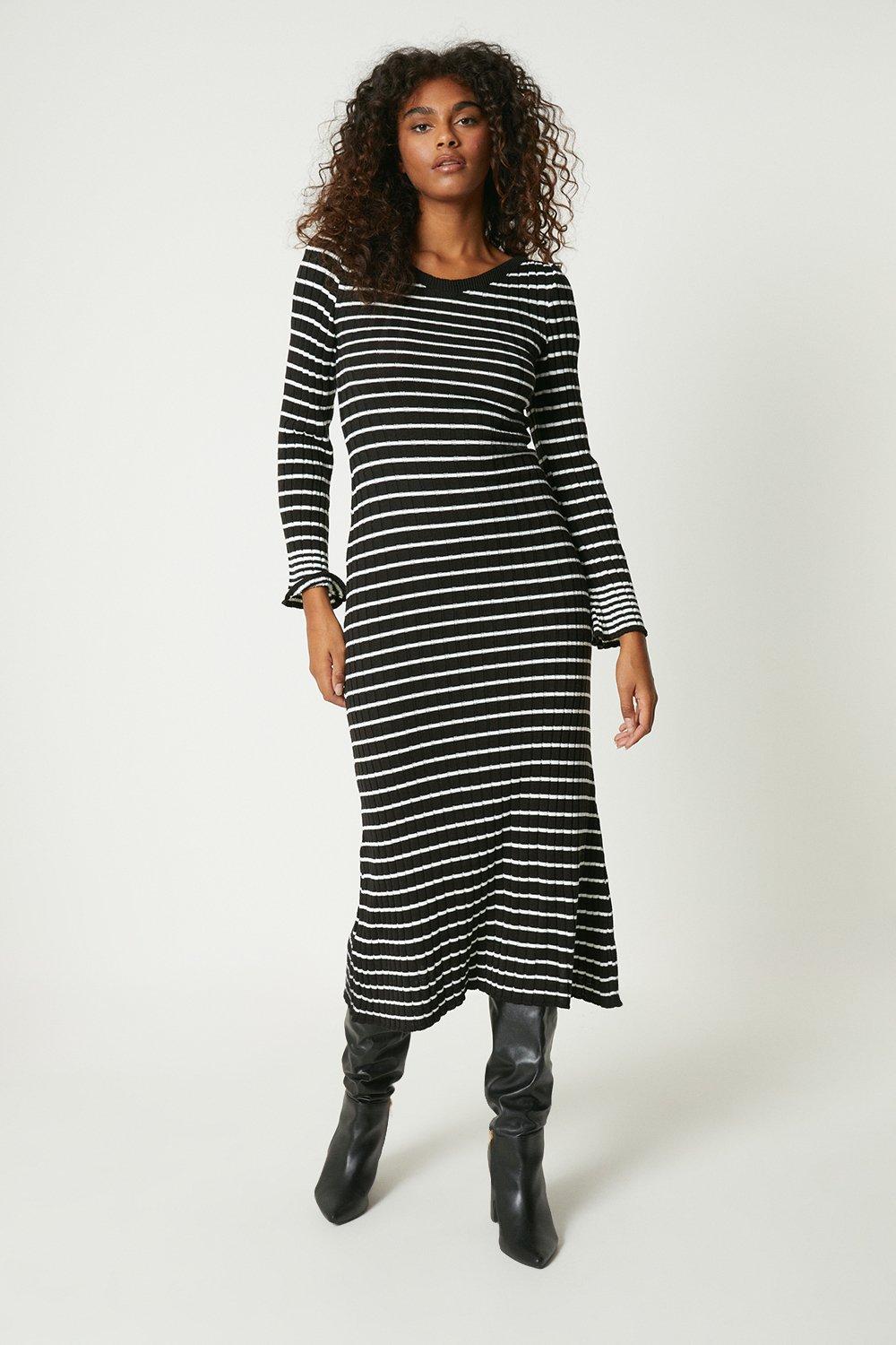 Women's Flute Sleeve Slash Neck Maxi Knitted Dress - mono - M product