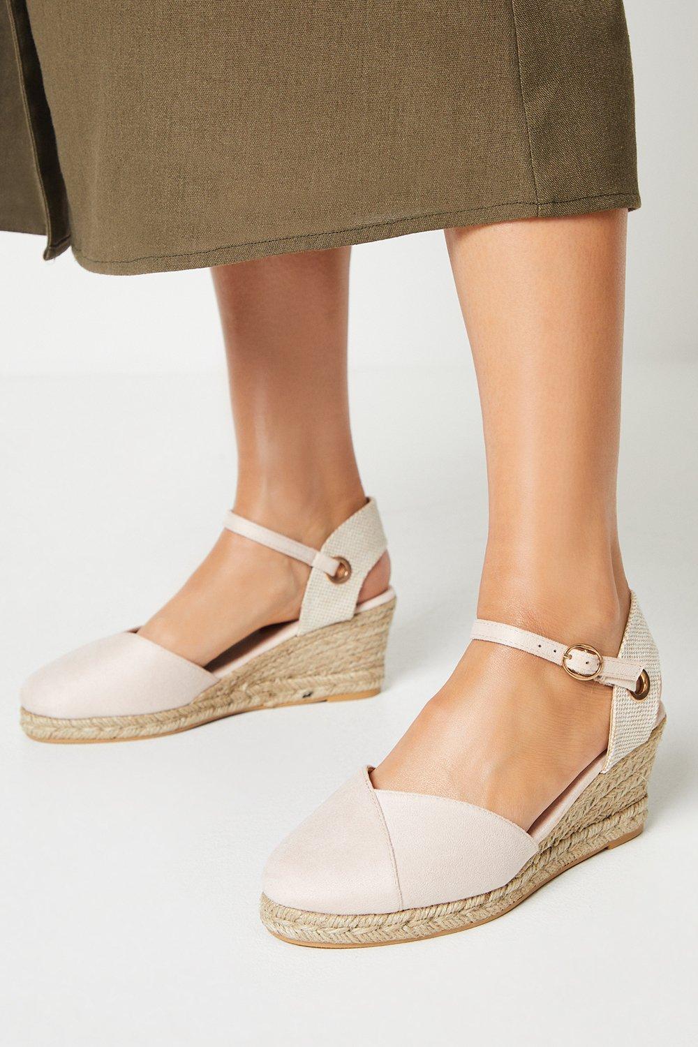 Womens Rory Closed Toe Mid Heel Espadrille Wedge Sandals