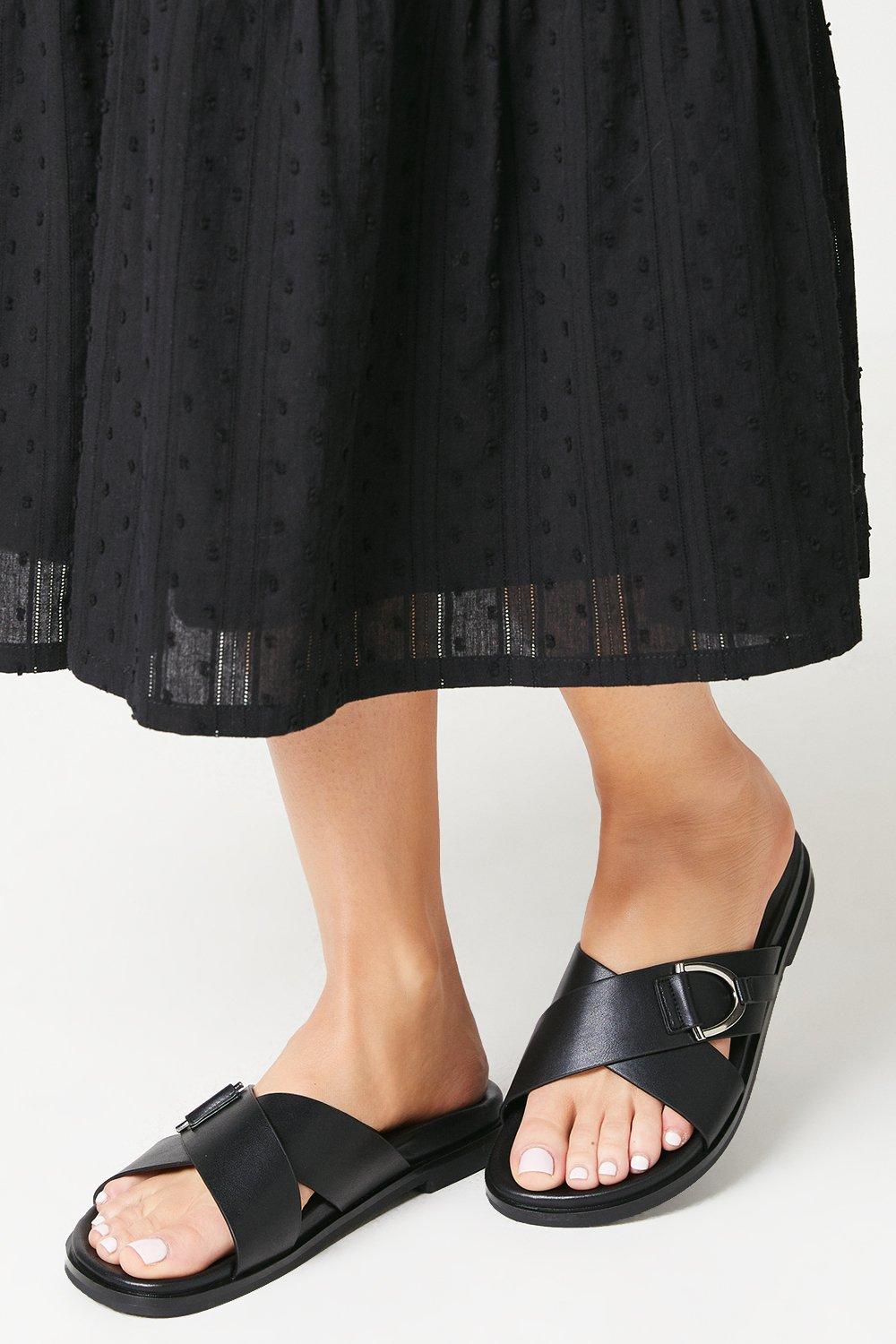 Women’s Faith: Mara Metal Detail Slider Footbed Sandals - black - 4