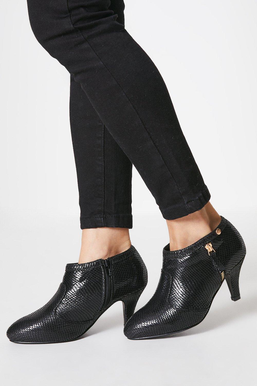 Womens Wide Fit Annabelle Zip Detail Shoe Boots
