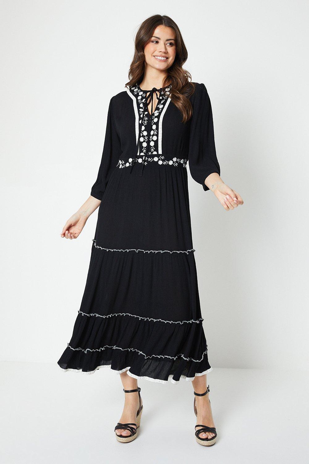 Womens Viscose Crinkle Contrast Embroidery Midi Dress