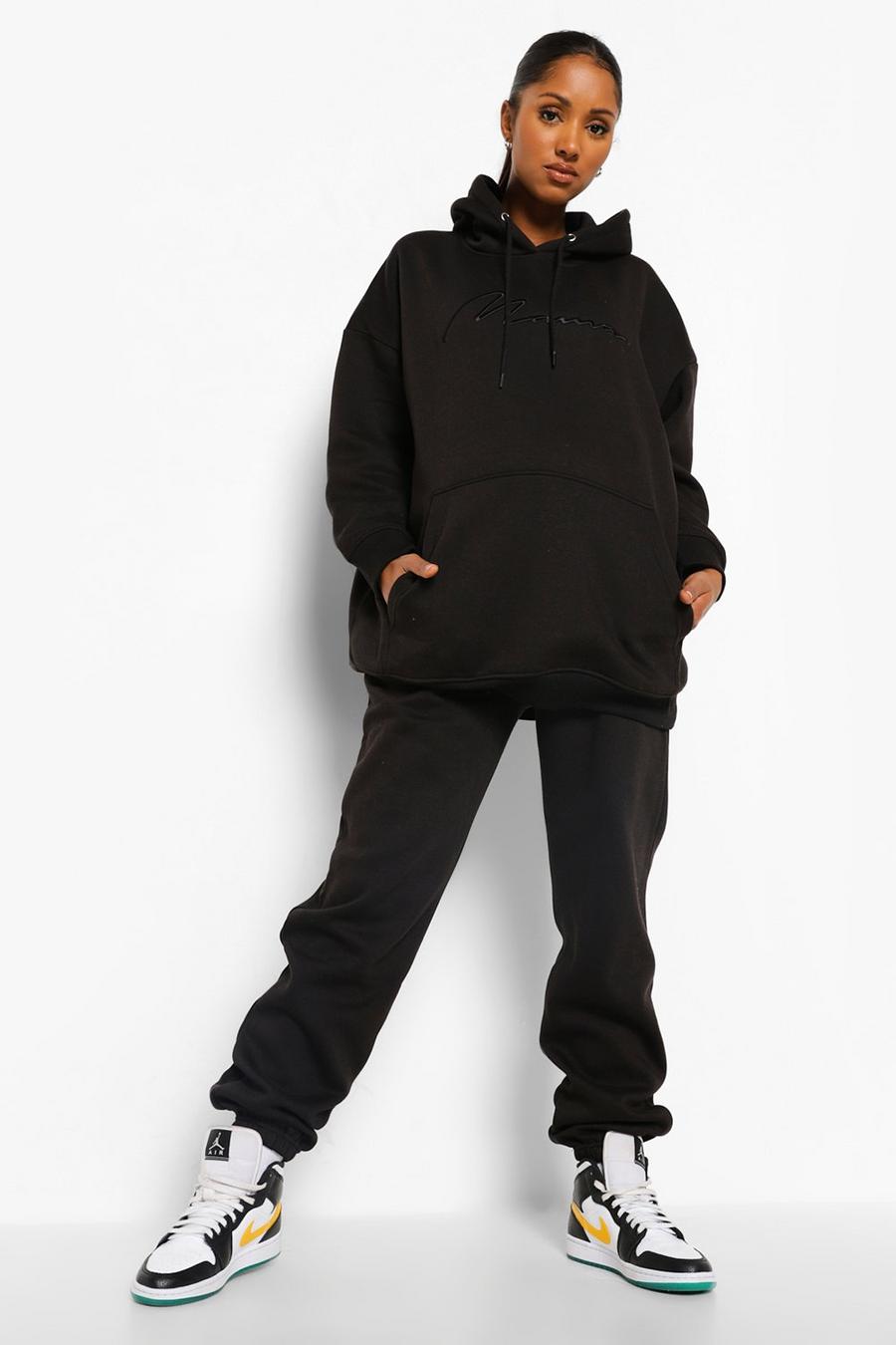 Black Mammakläder - "Mama" Träningsoverall med hoodie och brodyr image number 1