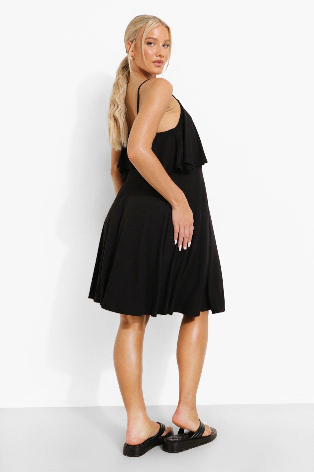 https://media.boohoo.com/i/boohoo/bzz00857_black_xl_1/female-black-maternity-nursing-layer-skater-dress