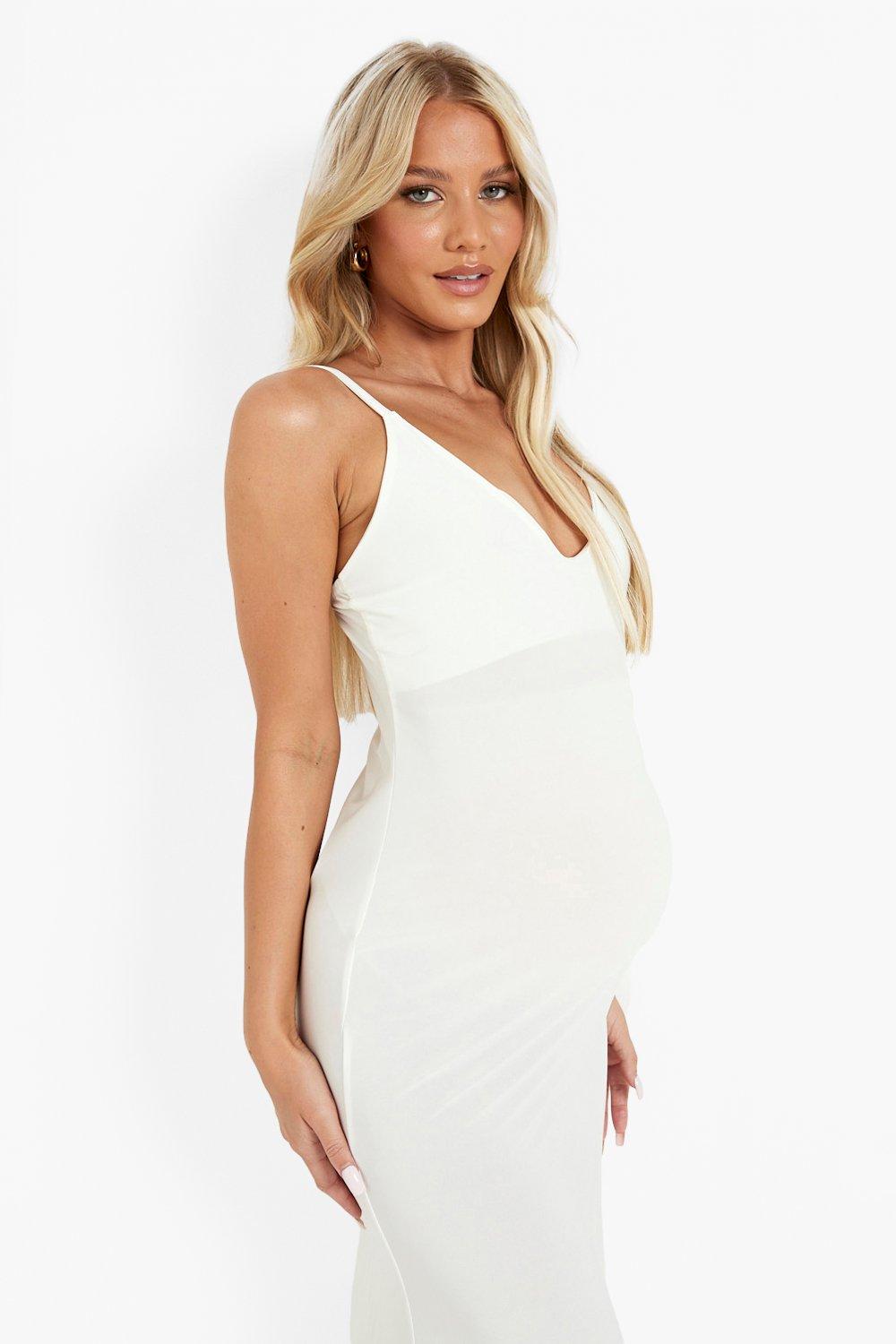 Boohoo white hotsell maternity dress