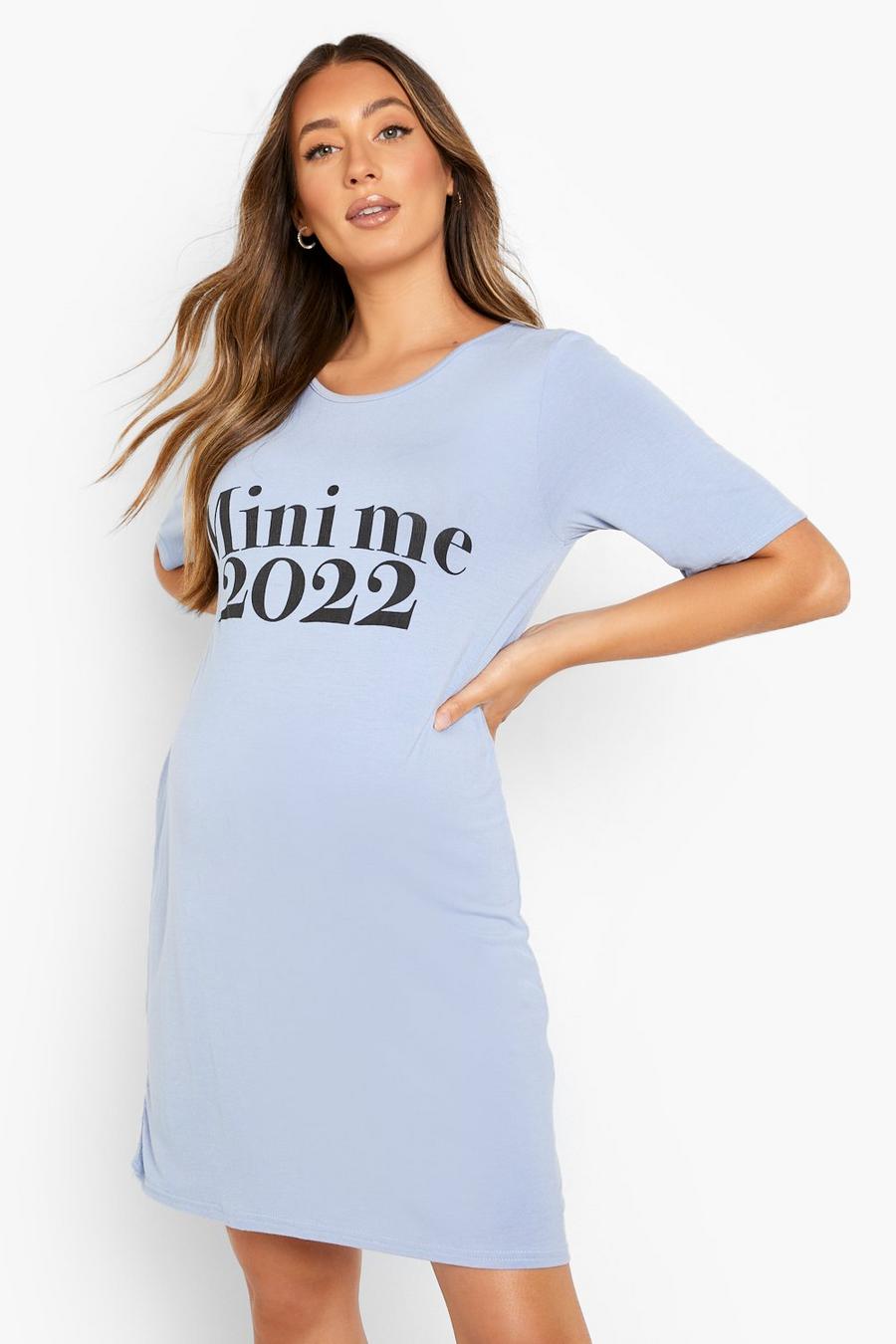 כחול בייבי כותונת לילה עם כיתוב Mini Me 2022 להיריון image number 1