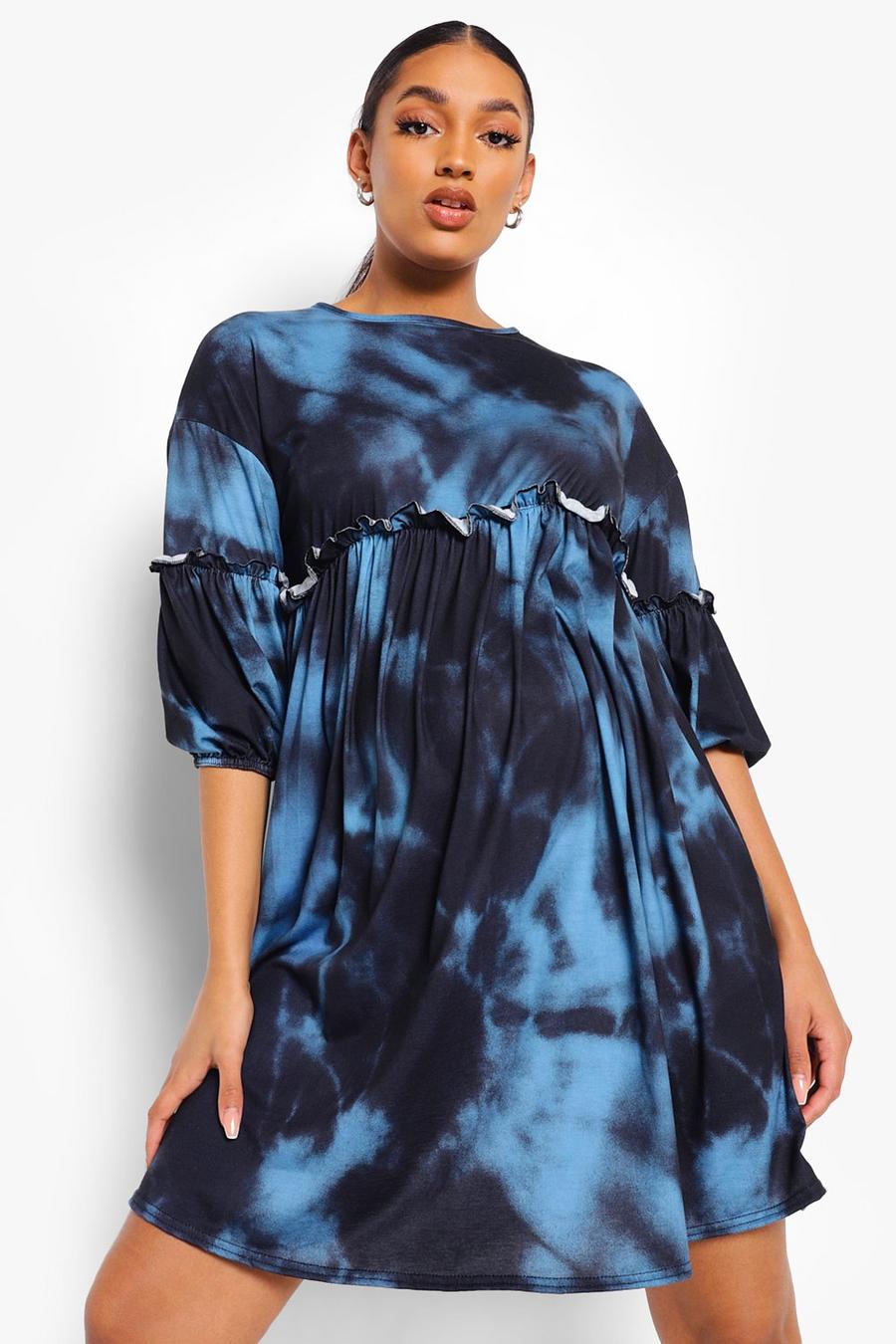 Mammakläder - Batikmönstrad klänning med volanger och veckad kjol image number 1