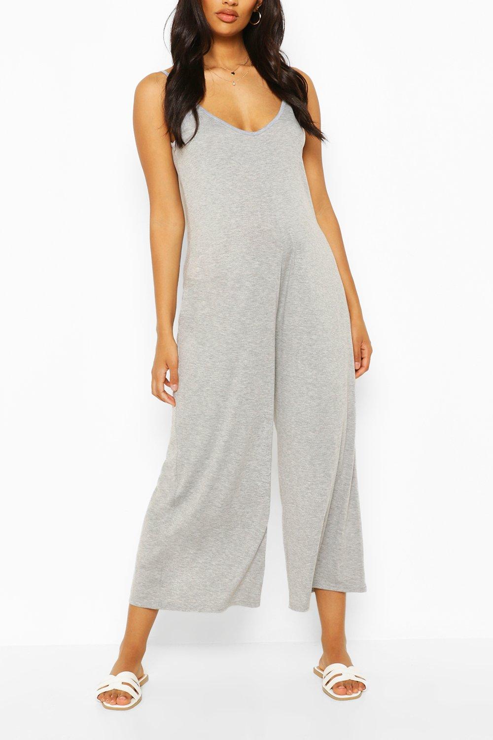 boohoo maternity jumpsuit