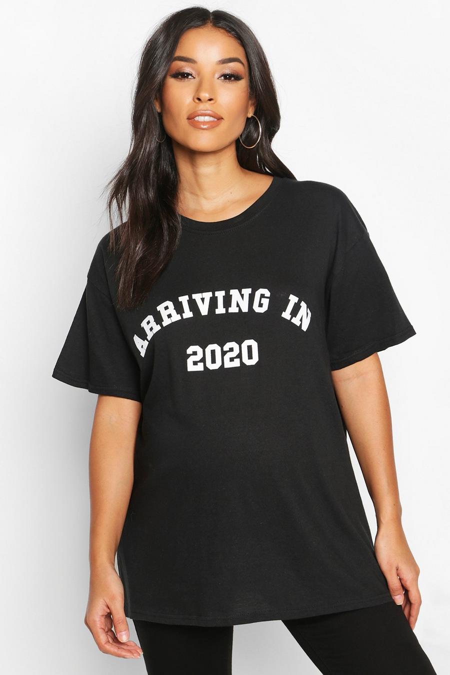 שחור טישרט עם כיתוב 'Arriving In 2020' בגדי היריון image number 1