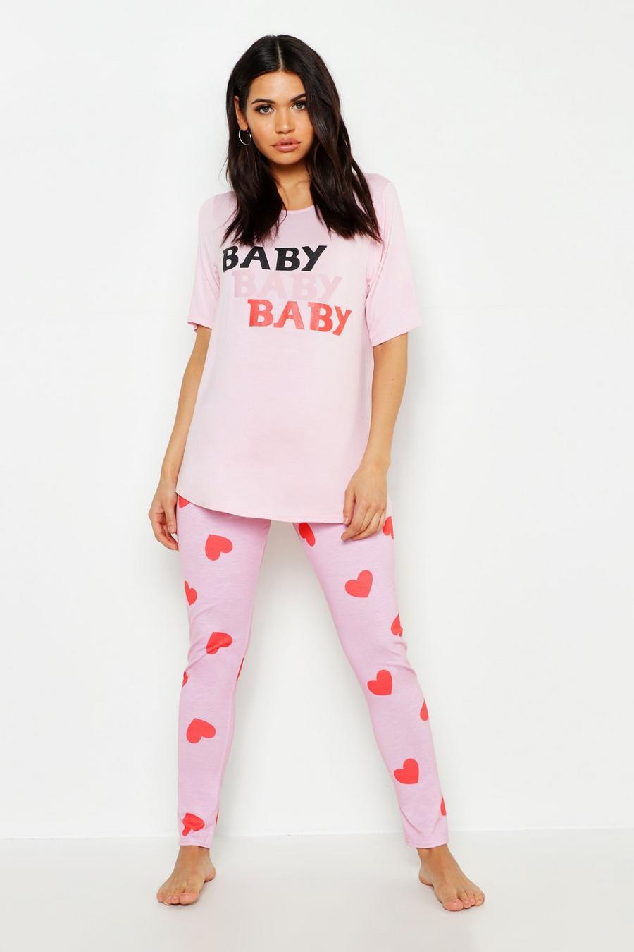 Umstandsmode Pyjama mit „Baby Baby Baby“-Slogan image number 1