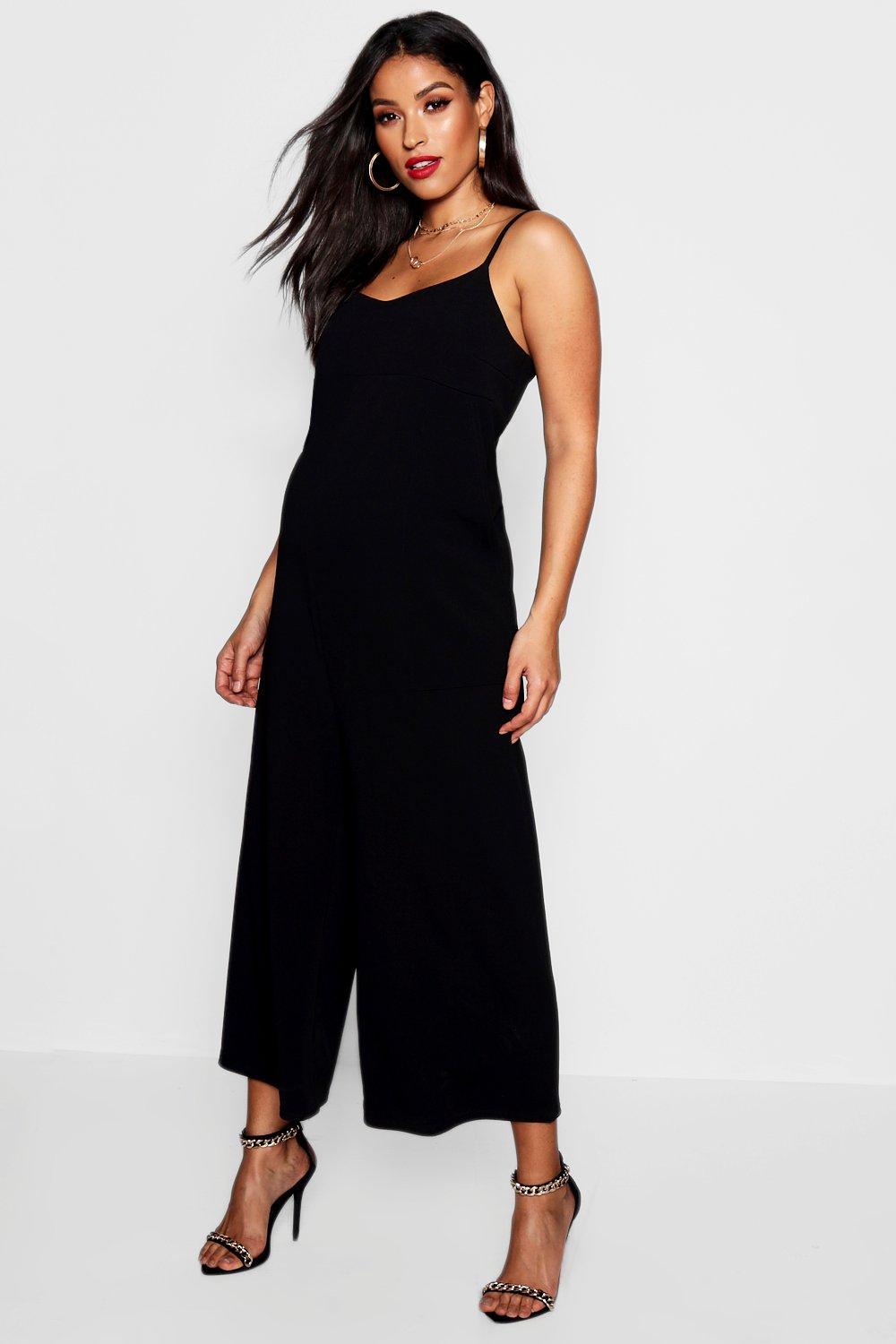 boohoo maternity jumpsuit