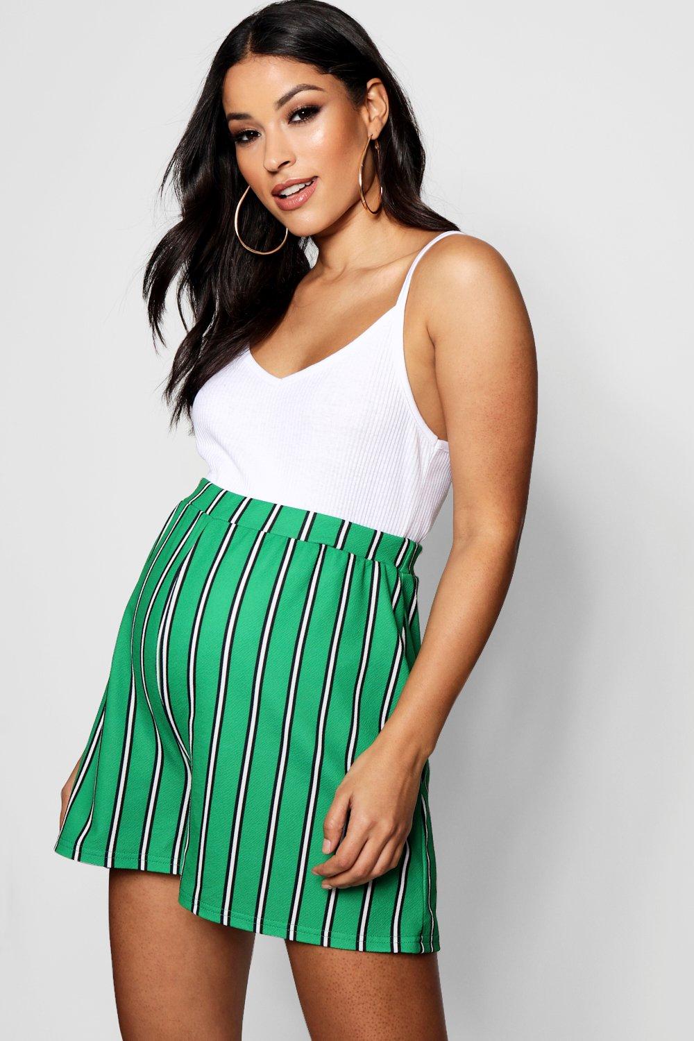 maternity shorts boohoo