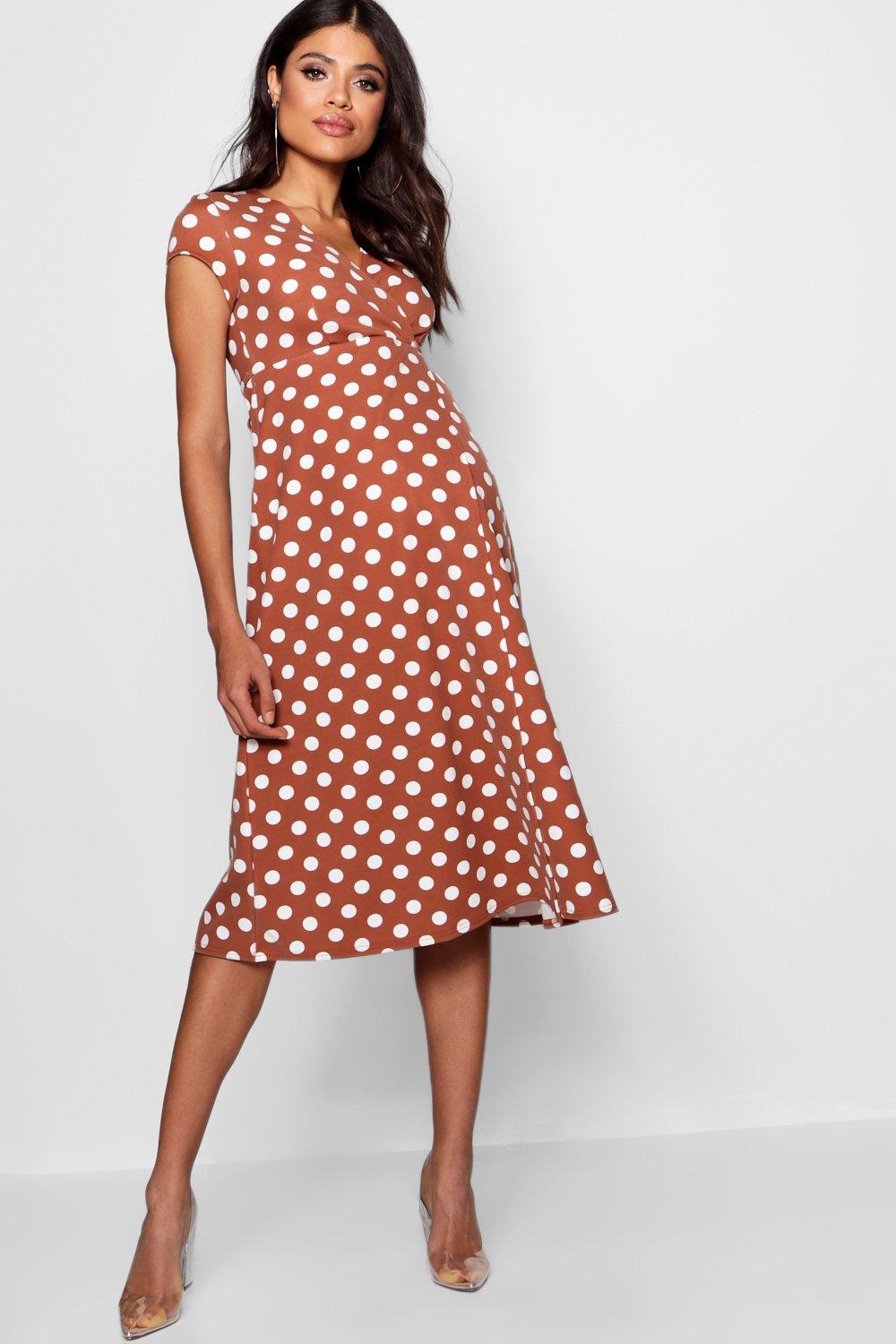 boohoo polka dot maternity dress
