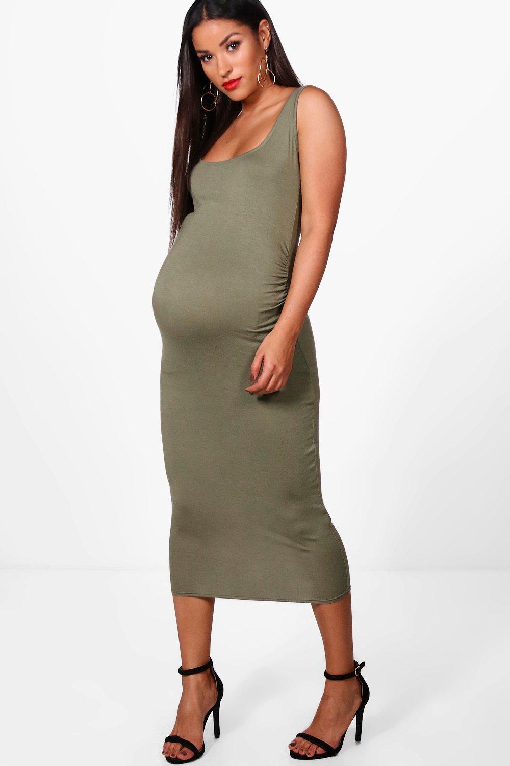 boohoo dresses maternity