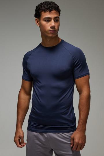 Man Active Dun Muscle Fit Essentials Raglan T-Shirt navy
